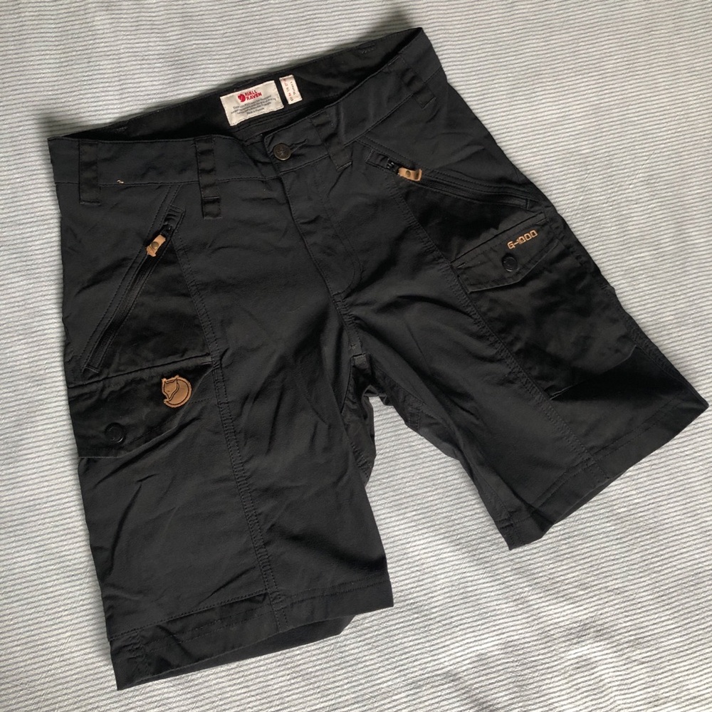 Fjallraven Black Nikka Shorts